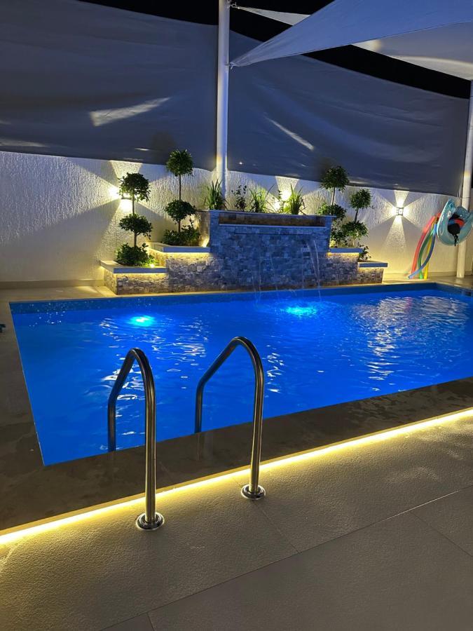 Al Dana Sea View Villa Fujairah Eksteriør billede