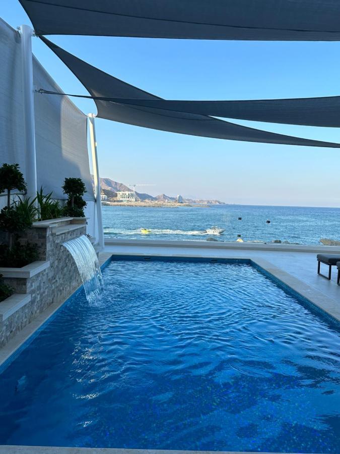 Al Dana Sea View Villa Fujairah Eksteriør billede