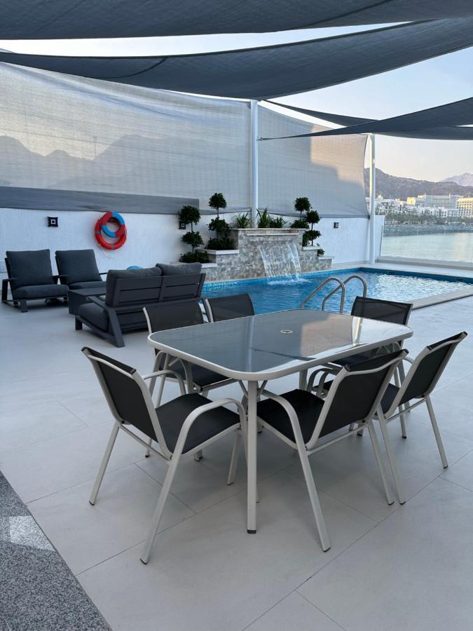 Al Dana Sea View Villa Fujairah Eksteriør billede